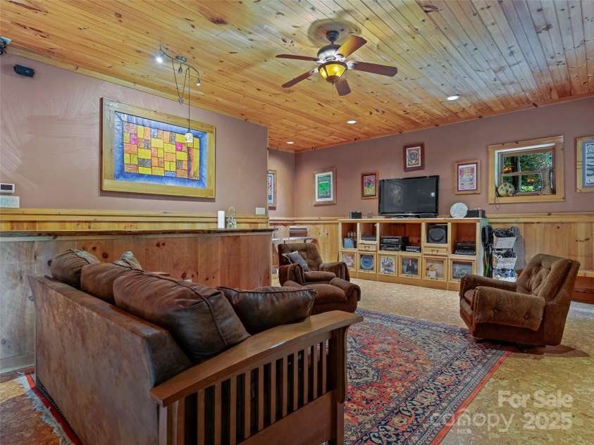 415 Shady Grove Road, Tuckasegee, NC 28783.  MLS# CAR4293970, YatesRealty ID 2252. 