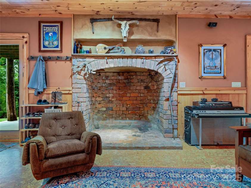 415 Shady Grove Road, Tuckasegee, NC 28783.  MLS# CAR4293970, YatesRealty ID 2252. 