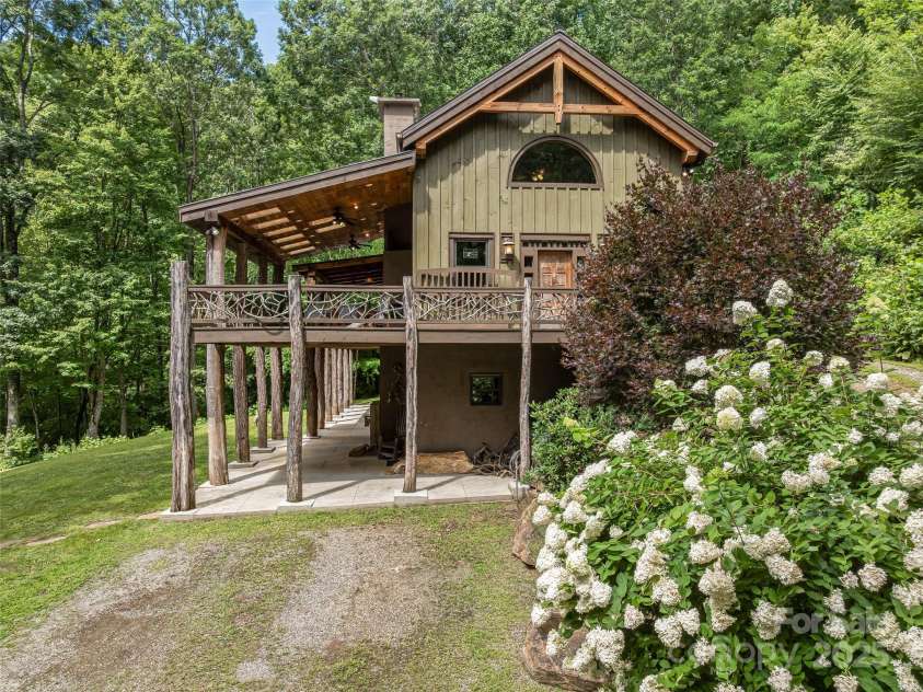 415 Shady Grove Road, Tuckasegee, NC 28783.  MLS# CAR4293970, YatesRealty ID 2252. 