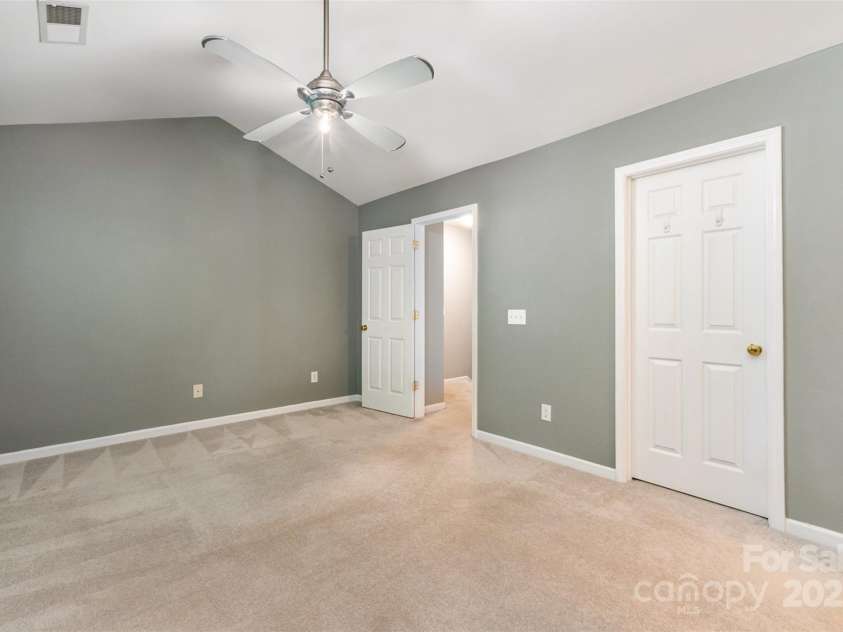 10421 Columbia Crest Court, Charlotte, NC 28270.  MLS# CAR4255095, YatesRealty ID 22520. 