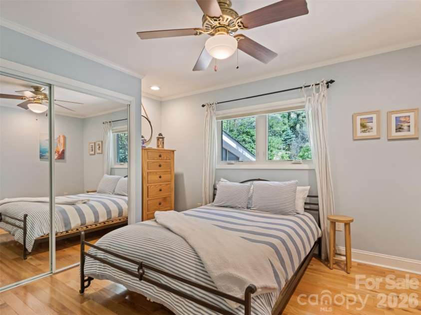 9 Golfview Drive, Maggie Valley, NC 28751.  MLS# CAR4374732, YatesRealty ID 22520. 