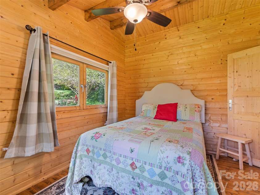 9 Golfview Drive, Maggie Valley, NC 28751.  MLS# CAR4374732, YatesRealty ID 22520. 