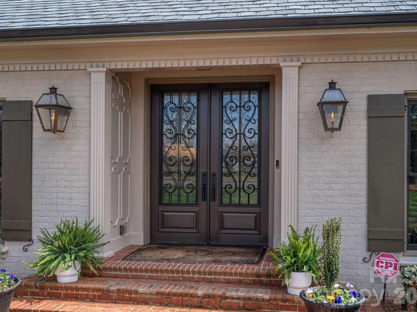 3636 Brentwood Drive, Gastonia, NC 28056.  MLS# CAR4349207, YatesRealty ID 22521. 