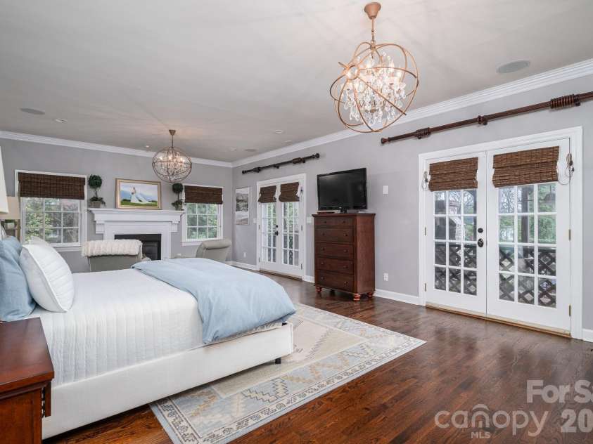 3636 Brentwood Drive, Gastonia, NC 28056.  MLS# CAR4349207, YatesRealty ID 22521. 