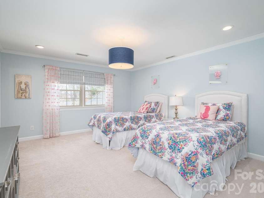 3636 Brentwood Drive, Gastonia, NC 28056.  MLS# CAR4349207, YatesRealty ID 22521. 