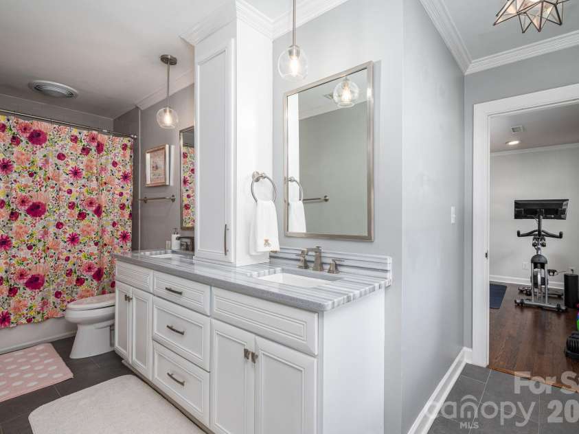 3636 Brentwood Drive, Gastonia, NC 28056.  MLS# CAR4349207, YatesRealty ID 22521. 