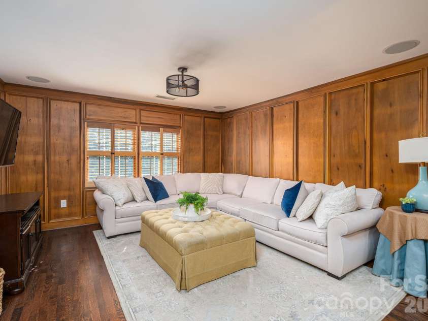3636 Brentwood Drive, Gastonia, NC 28056.  MLS# CAR4349207, YatesRealty ID 22521. 