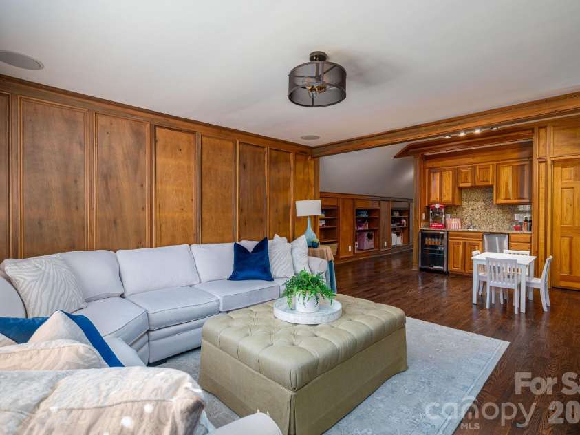 3636 Brentwood Drive, Gastonia, NC 28056.  MLS# CAR4349207, YatesRealty ID 22521. 
