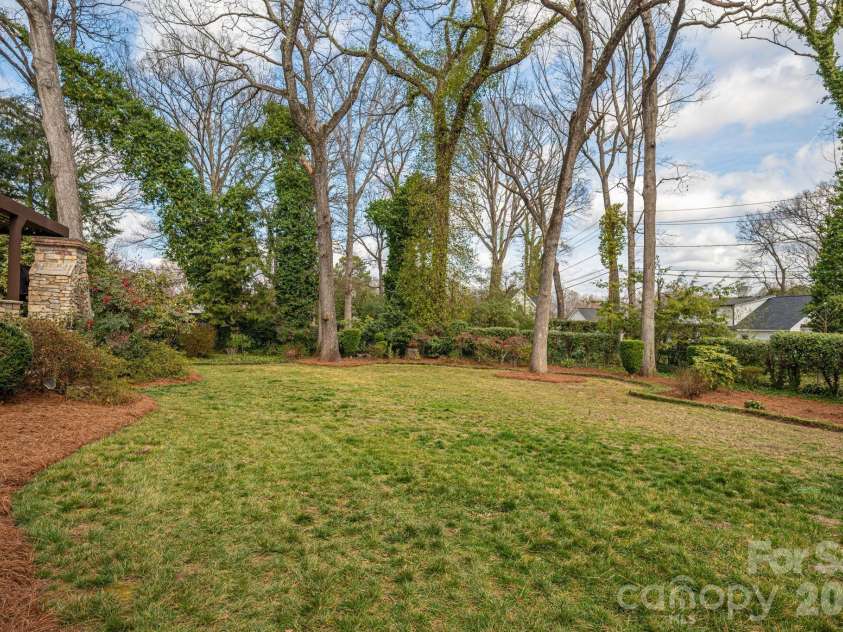 3636 Brentwood Drive, Gastonia, NC 28056.  MLS# CAR4349207, YatesRealty ID 22521. 