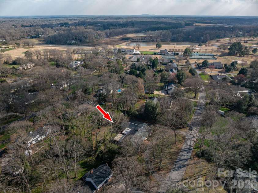 3636 Brentwood Drive, Gastonia, NC 28056.  MLS# CAR4349207, YatesRealty ID 22521. 