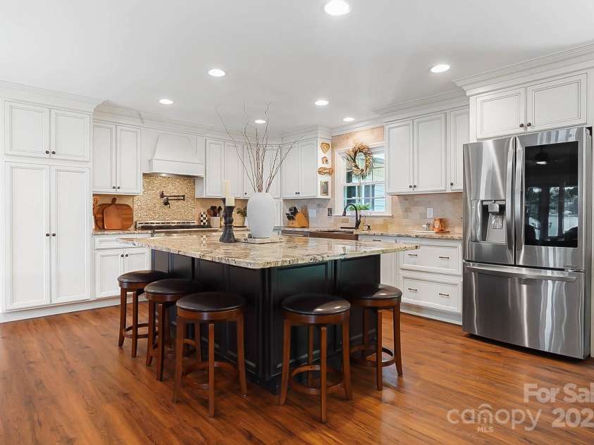 4485 River Oaks Road, Lake Wylie, SC 29710.  MLS# CAR4273028, YatesRealty ID 22521. 