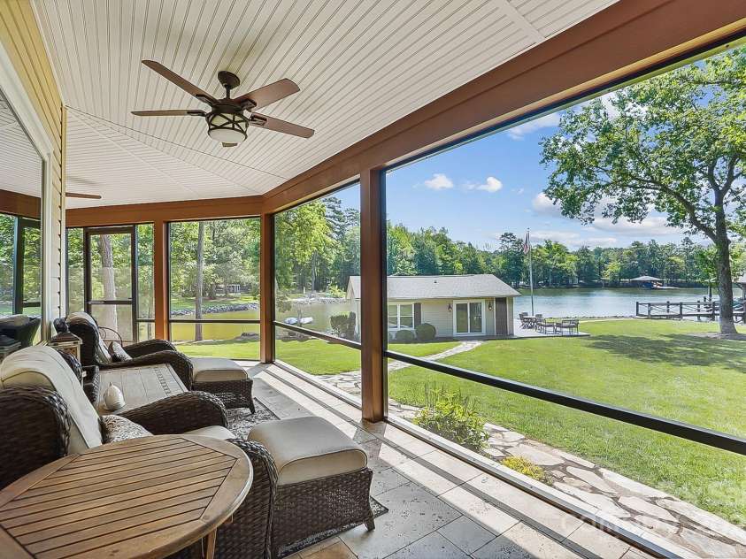 4485 River Oaks Road, Lake Wylie, SC 29710.  MLS# CAR4273028, YatesRealty ID 22521. 