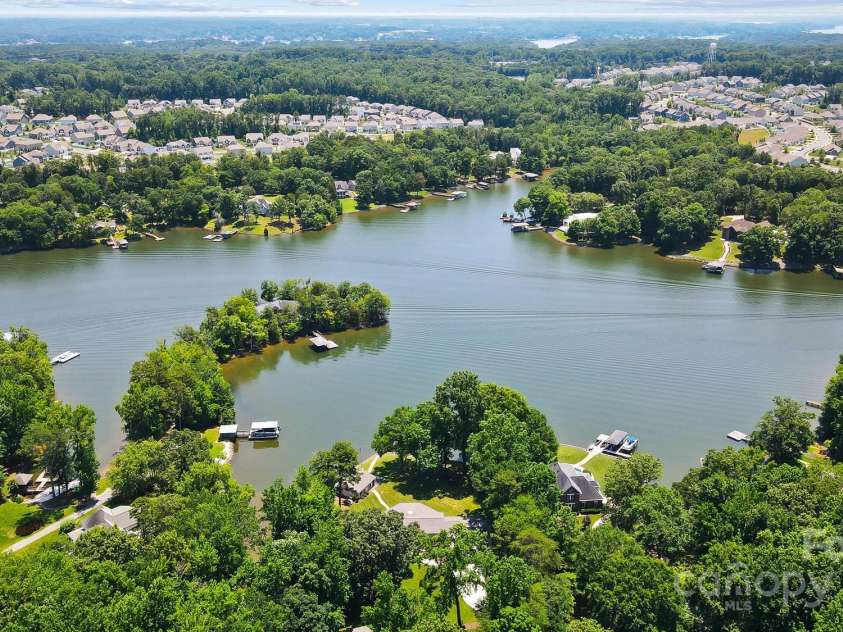 4485 River Oaks Road, Lake Wylie, SC 29710.  MLS# CAR4273028, YatesRealty ID 22521. Big water views!