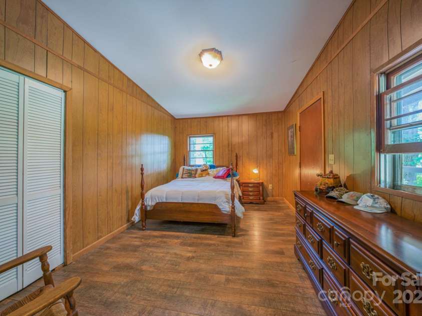 88 Bearwallow Road, Leicester, NC 28748.  MLS# CAR4153079, YatesRealty ID 22522. 