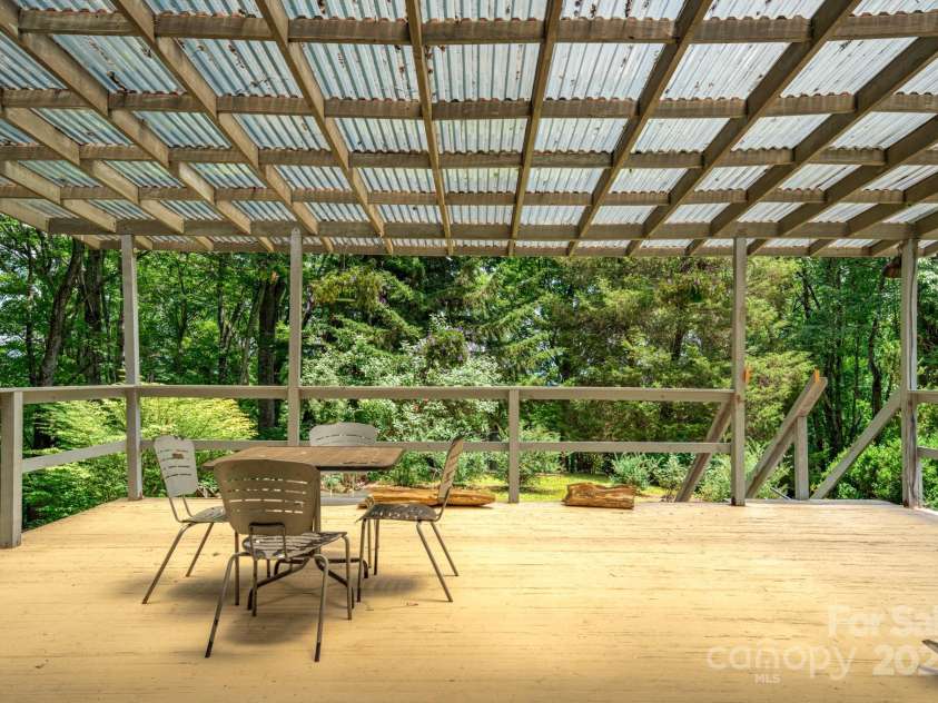 88 Bearwallow Road, Leicester, NC 28748.  MLS# CAR4153079, YatesRealty ID 22522. 