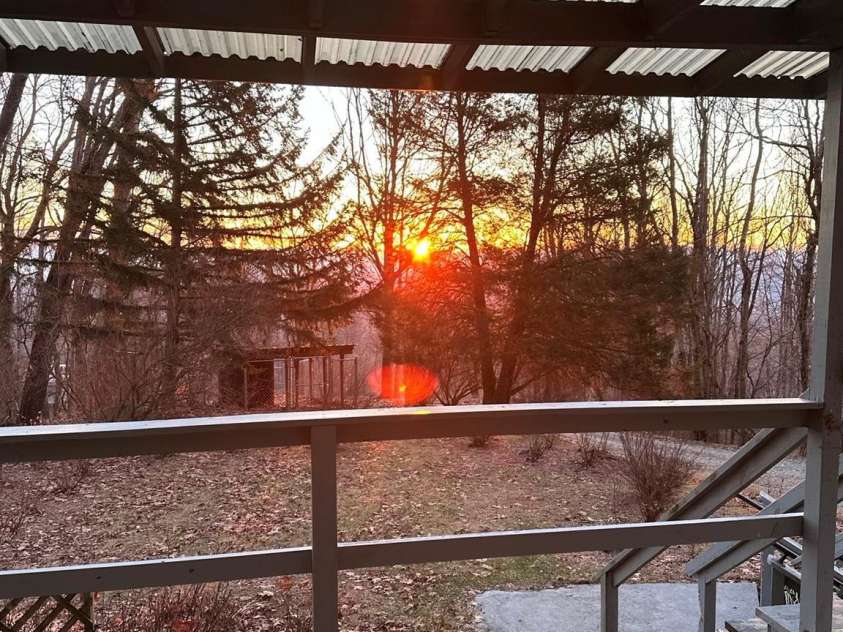 88 Bearwallow Road, Leicester, NC 28748.  MLS# CAR4153079, YatesRealty ID 22522. 