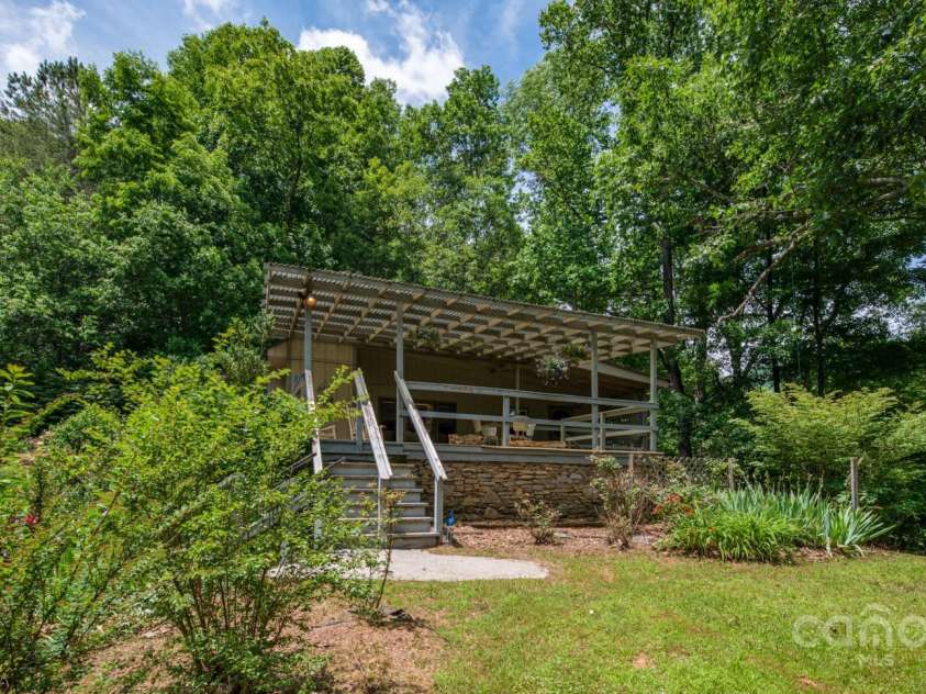 88 Bearwallow Road, Leicester, NC 28748.  MLS# CAR4153079, YatesRealty ID 22522. 