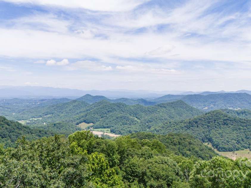 88 Bearwallow Road, Leicester, NC 28748.  MLS# CAR4153079, YatesRealty ID 22522. 