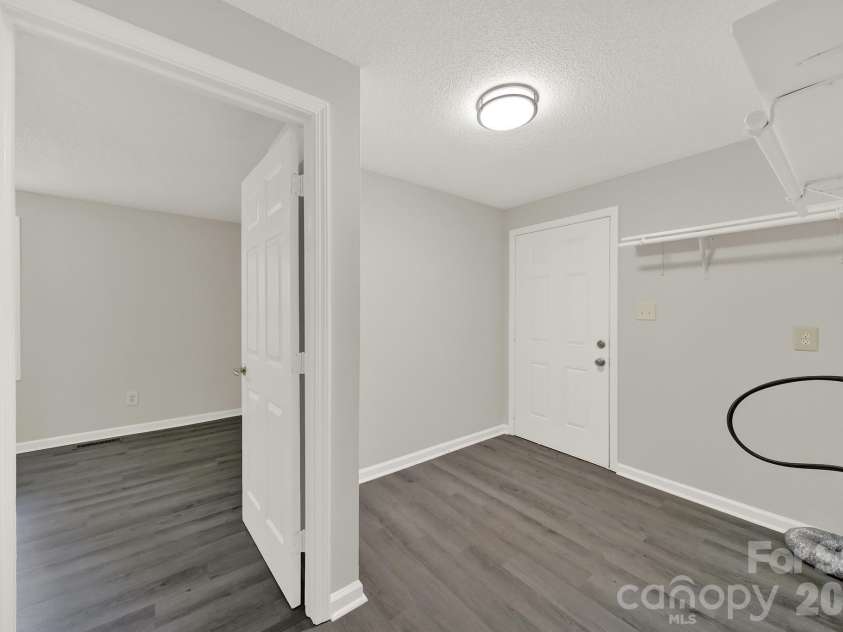 807 Evening Shade Lane, Gastonia, NC 28052.  MLS# CAR4379304, YatesRealty ID 22523. 