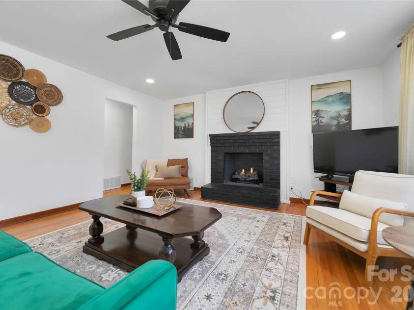 112 Allison Road, Brevard, NC 28712.  MLS# CAR4340676, YatesRealty ID 22524. 