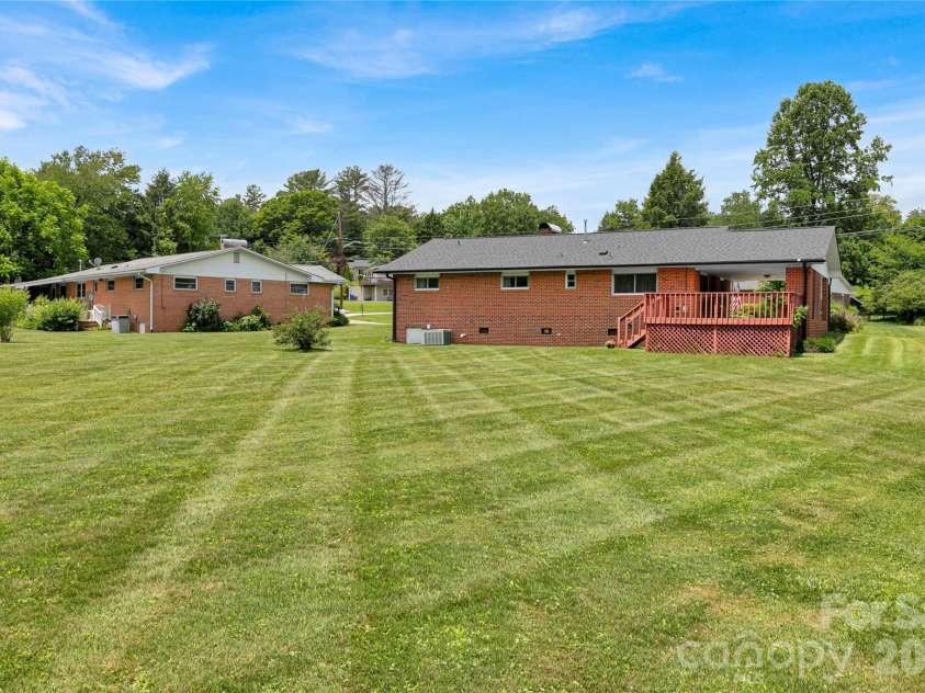 112 Allison Road, Brevard, NC 28712.  MLS# CAR4340676, YatesRealty ID 22524. 