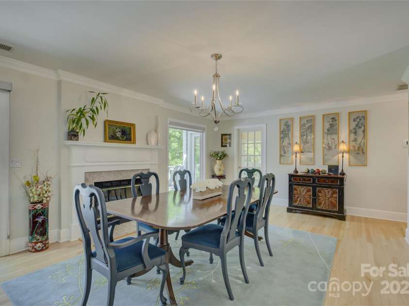 18205 Royal Oak Road, Charlotte, NC 28278.  MLS# CAR4269579, YatesRealty ID 22524. 