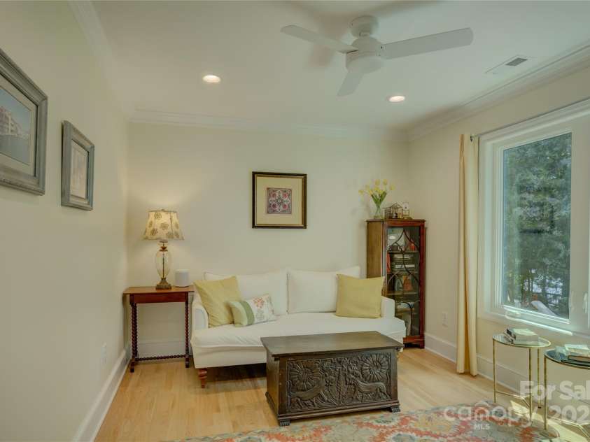 18205 Royal Oak Road, Charlotte, NC 28278.  MLS# CAR4269579, YatesRealty ID 22524. 