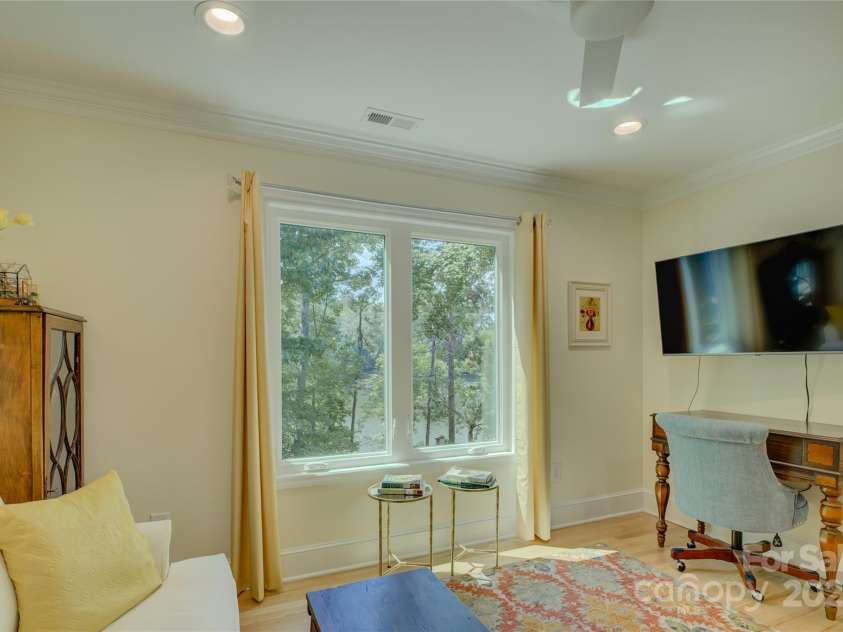 18205 Royal Oak Road, Charlotte, NC 28278.  MLS# CAR4269579, YatesRealty ID 22524. 