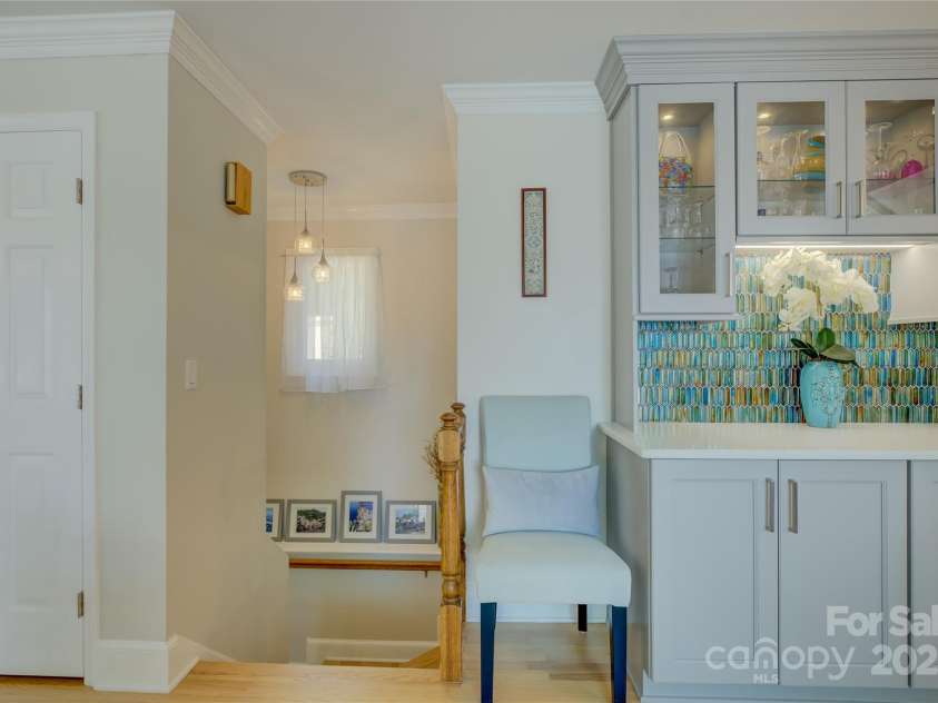 18205 Royal Oak Road, Charlotte, NC 28278.  MLS# CAR4269579, YatesRealty ID 22524. 