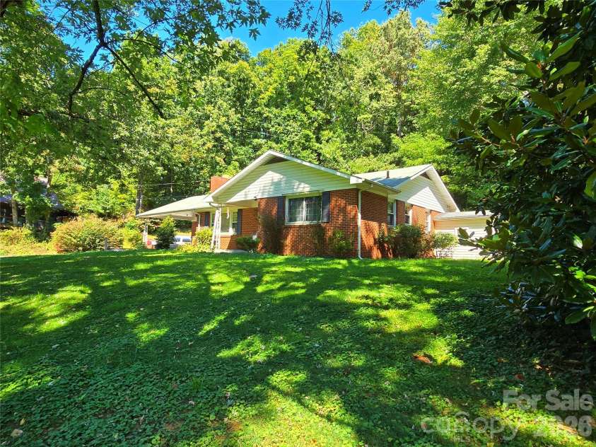 1797 Calvin Edney Road, Mars Hill, NC 28754.  MLS# CAR4352100, YatesRealty ID 22525. 