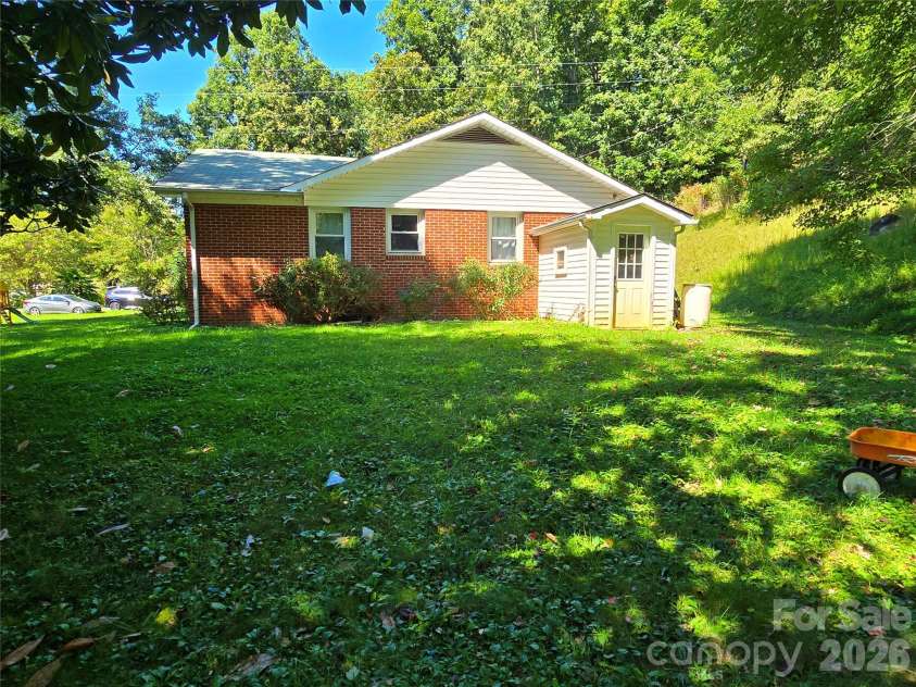 1797 Calvin Edney Road, Mars Hill, NC 28754.  MLS# CAR4352100, YatesRealty ID 22525. 