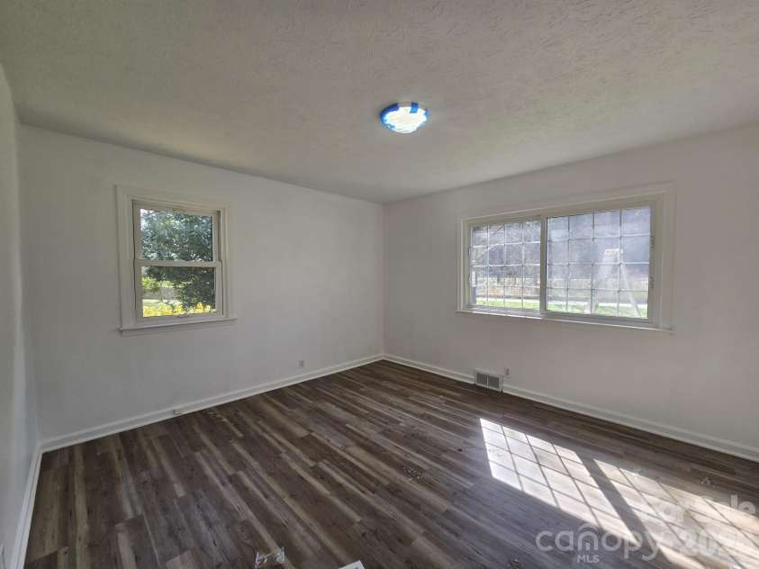 1797 Calvin Edney Road, Mars Hill, NC 28754.  MLS# CAR4352100, YatesRealty ID 22525. 