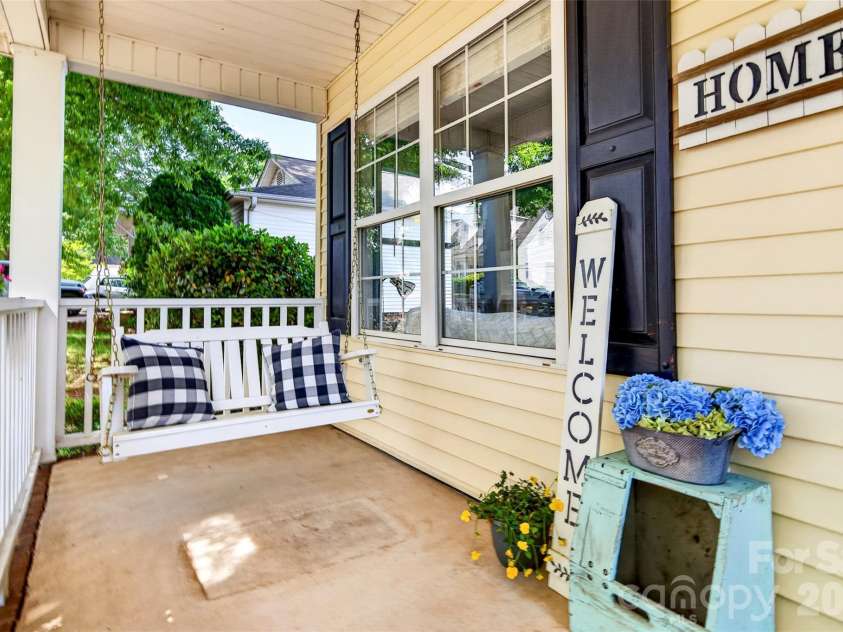 235 6th Street, Belmont, NC 28012.  MLS# CAR4379593, YatesRealty ID 22526. 