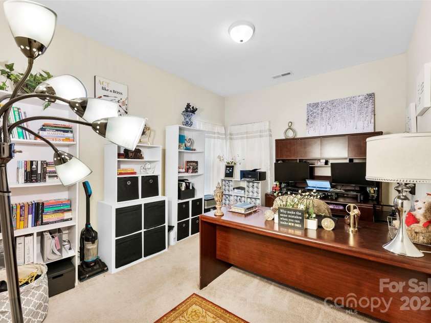 8619 Delamere Lane, Charlotte, NC 28269.  MLS# CAR4241506, YatesRealty ID 22527. Guest bedroom on main - furnished