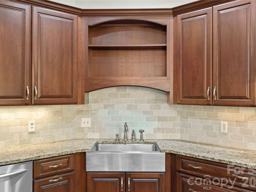 7967 Glen Abbey Circle, Stanley, NC 28164.  MLS# CAR4336818, YatesRealty ID 22529. 