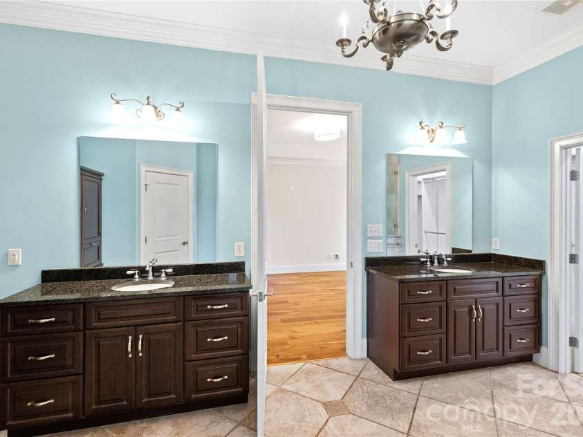 7967 Glen Abbey Circle, Stanley, NC 28164.  MLS# CAR4336818, YatesRealty ID 22529. 