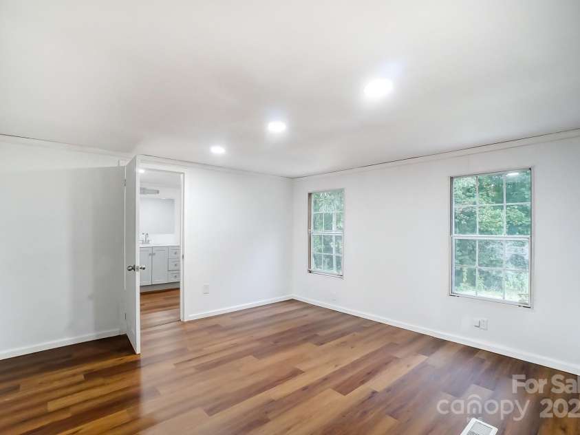 5735 High Plains Court, Iron Station, NC 28080.  MLS# CAR4182751, YatesRealty ID 2253. 