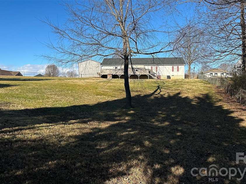 112 Wind Terrace Court, Lexington, NC 27295.  MLS# CAR4340610, YatesRealty ID 22530. 