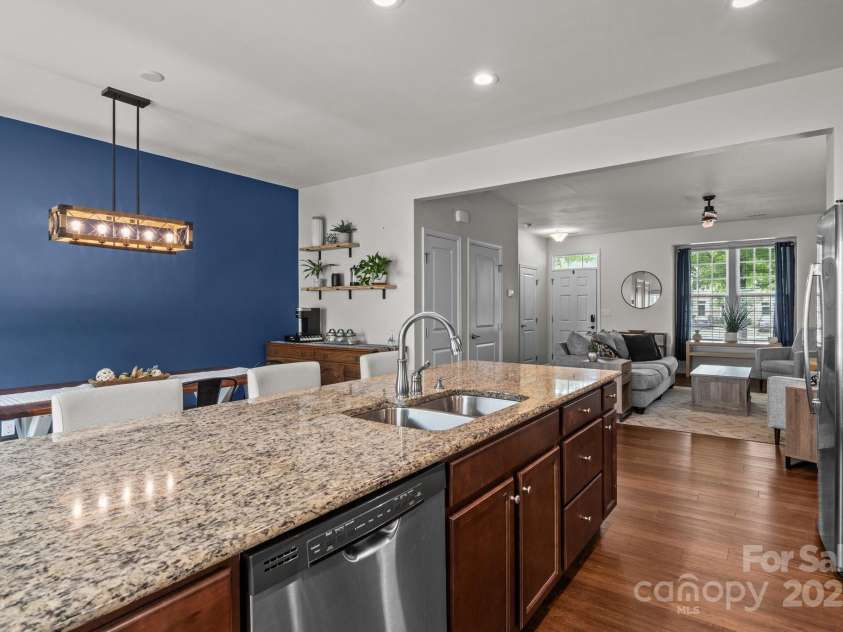 2444 Mariners Cove Lane, Denver, NC 28037.  MLS# CAR4259617, YatesRealty ID 22530. 