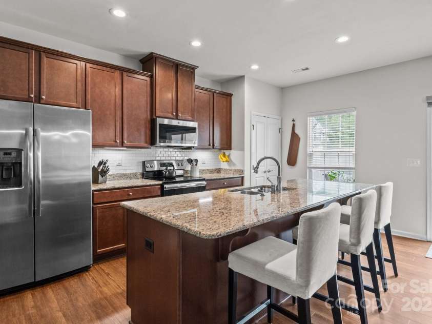 2444 Mariners Cove Lane, Denver, NC 28037.  MLS# CAR4259617, YatesRealty ID 22530. 