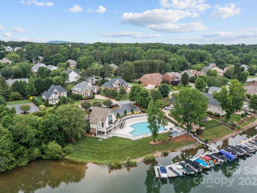 2444 Mariners Cove Lane, Denver, NC 28037.  MLS# CAR4259617, YatesRealty ID 22530. Lake access to put in your kayaks and paddleboards.