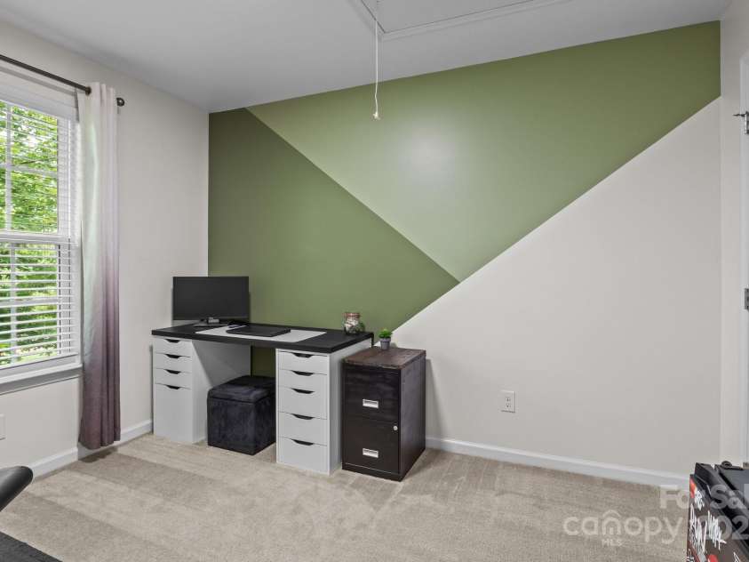 2444 Mariners Cove Lane, Denver, NC 28037.  MLS# CAR4259617, YatesRealty ID 22530. Upstairs bedroom #2