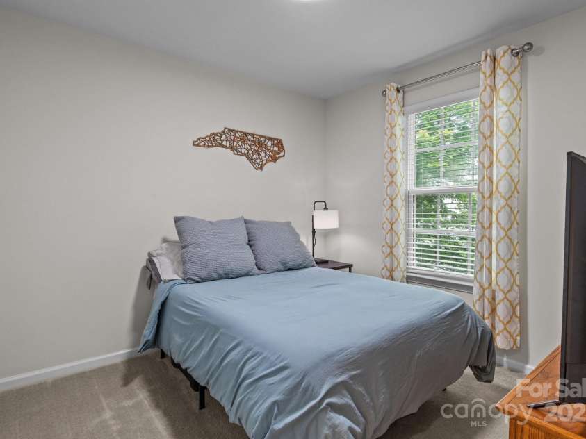 2444 Mariners Cove Lane, Denver, NC 28037.  MLS# CAR4259617, YatesRealty ID 22530. Upstairs bedroom #3