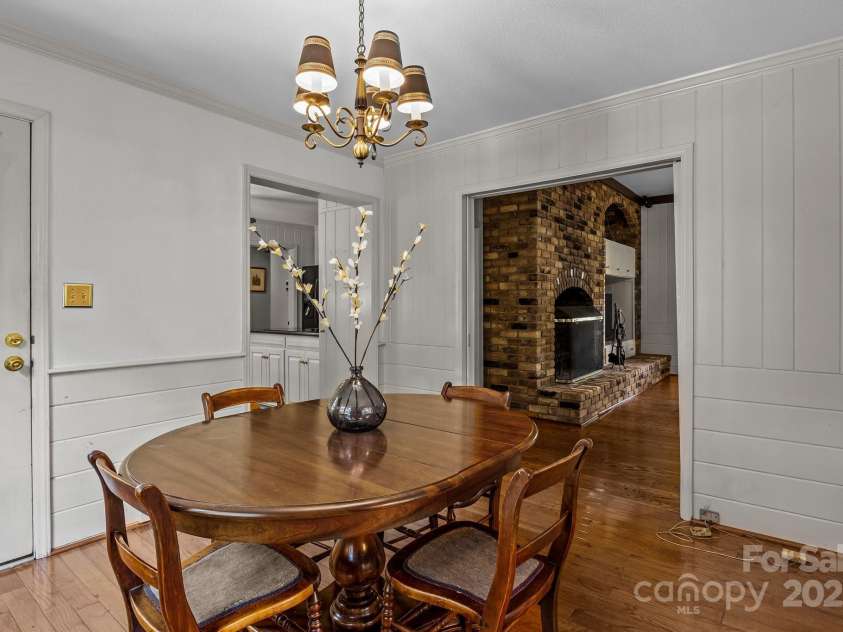 3209 Sedgefield Road, Statesville, NC 28625.  MLS# CAR4259926, YatesRealty ID 22531. Back entrance into the kitchen & pocket doors to great room.