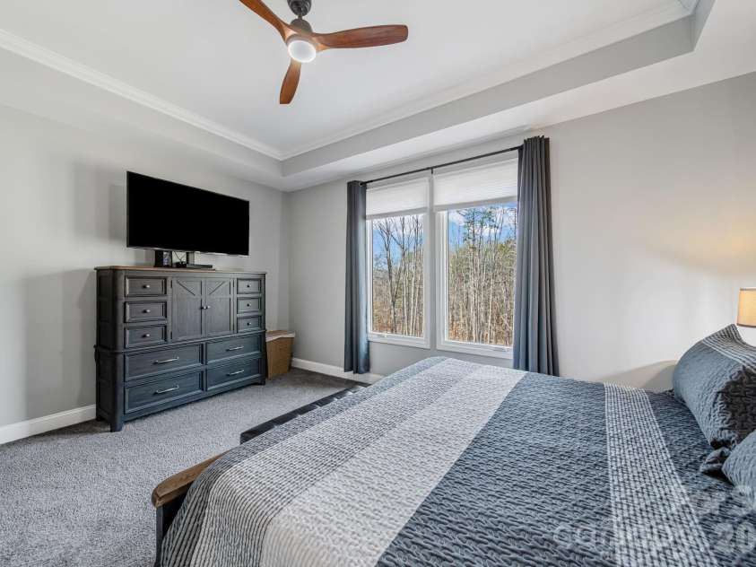 128 Laurel Ridge Drive, Statesville, NC 28677.  MLS# CAR4346436, YatesRealty ID 22532. Primary 3