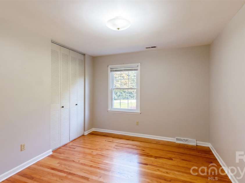 2309 Amity Avenue, Gastonia, NC 28054.  MLS# CAR4352587, YatesRealty ID 22533. 