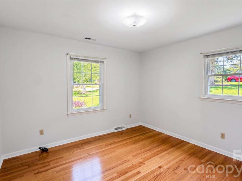 2309 Amity Avenue, Gastonia, NC 28054.  MLS# CAR4352587, YatesRealty ID 22533. 