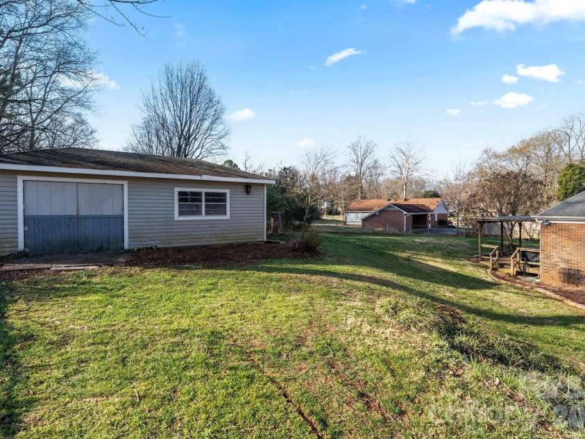 2309 Amity Avenue, Gastonia, NC 28054.  MLS# CAR4352587, YatesRealty ID 22533. Workshop