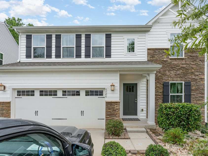 6726 Carradale Way, Charlotte, NC 28278.  MLS# CAR4261186, YatesRealty ID 22533. 