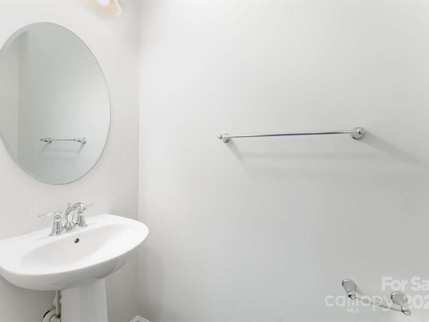 6726 Carradale Way, Charlotte, NC 28278.  MLS# CAR4261186, YatesRealty ID 22533. 